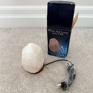 White Salt Lamp with USB